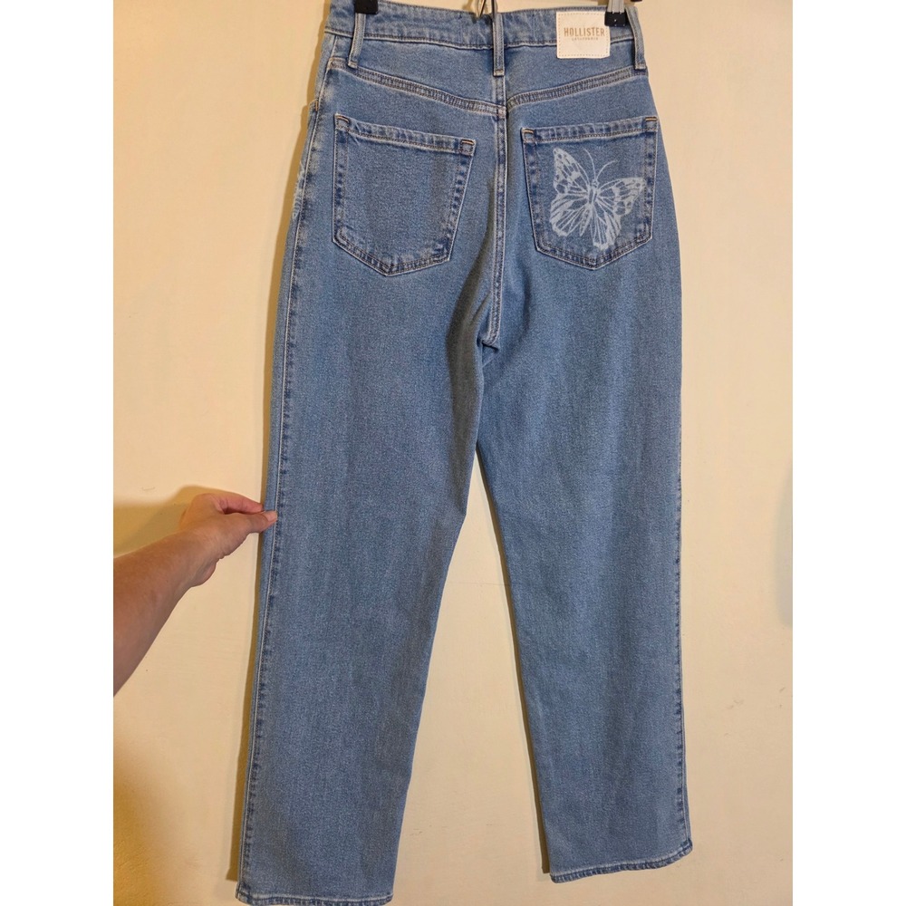 Hollister Ultra High-Rise Dad Jeans Light Wash Butterfly Print 26X31 Size 3R NWT - Picture 4 of 10
